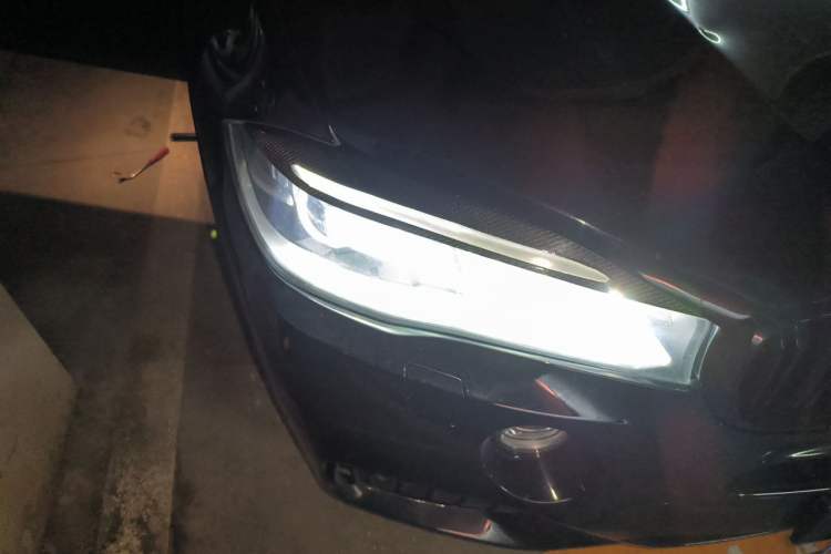 Used BMW X5 2015 xDrive35i U.S. specification Right Front Headlight