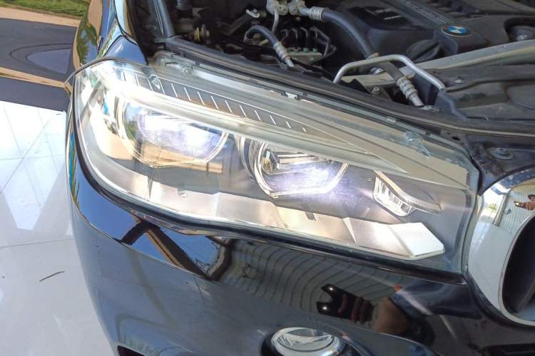 Used BMW X5  Right Front Headlight