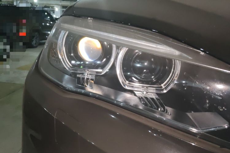 Used BMW X5 2015 xDrive28i Right Front Headlight