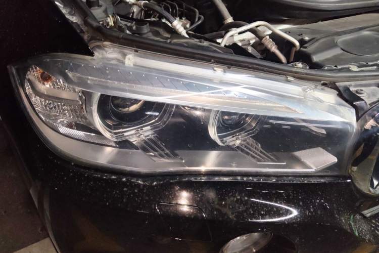 Used BMW X5 2015 xDrive28i Right Front Headlight