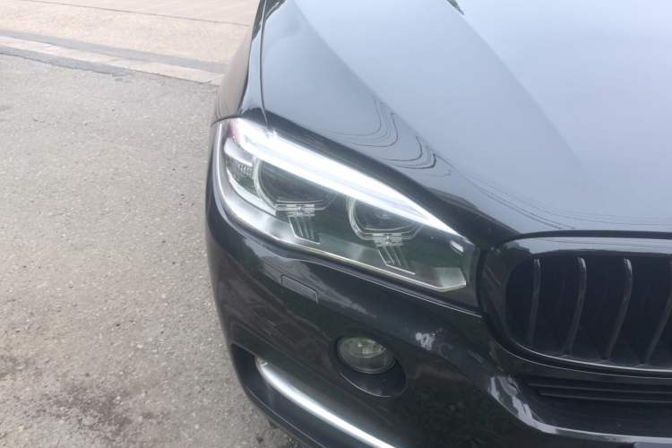 Used BMW X5 2015 xDrive28i Right Front Headlight