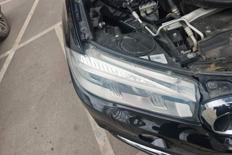 Used BMW X5 2015 xDrive28i Right Front Headlight