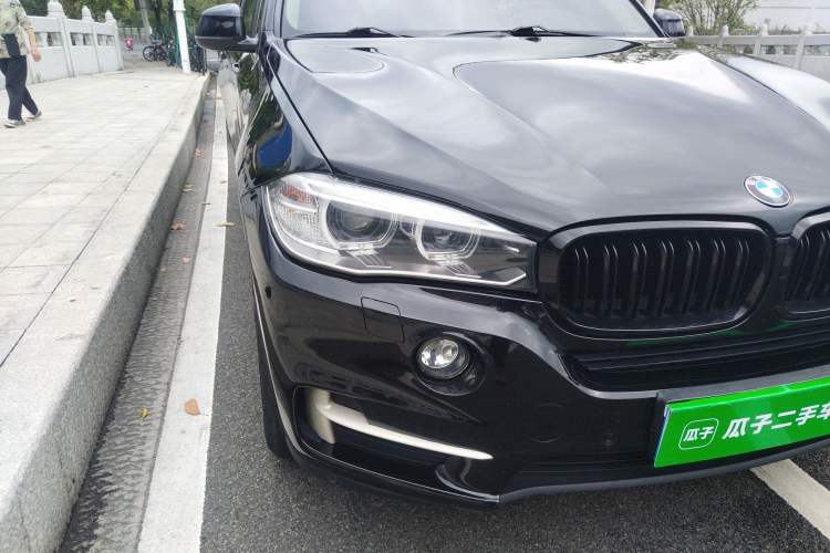 Used BMW X5 2015 xDrive28i Right Front Headlight