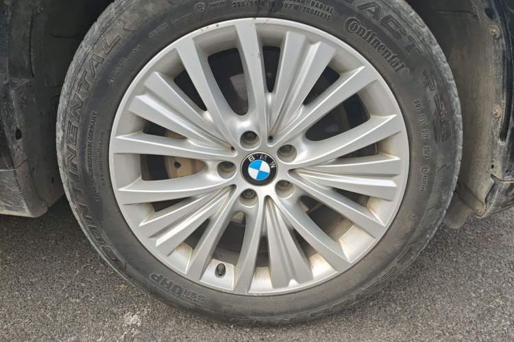 Used BMW X5 2015 xDrive28i Right Front Wheel Hub