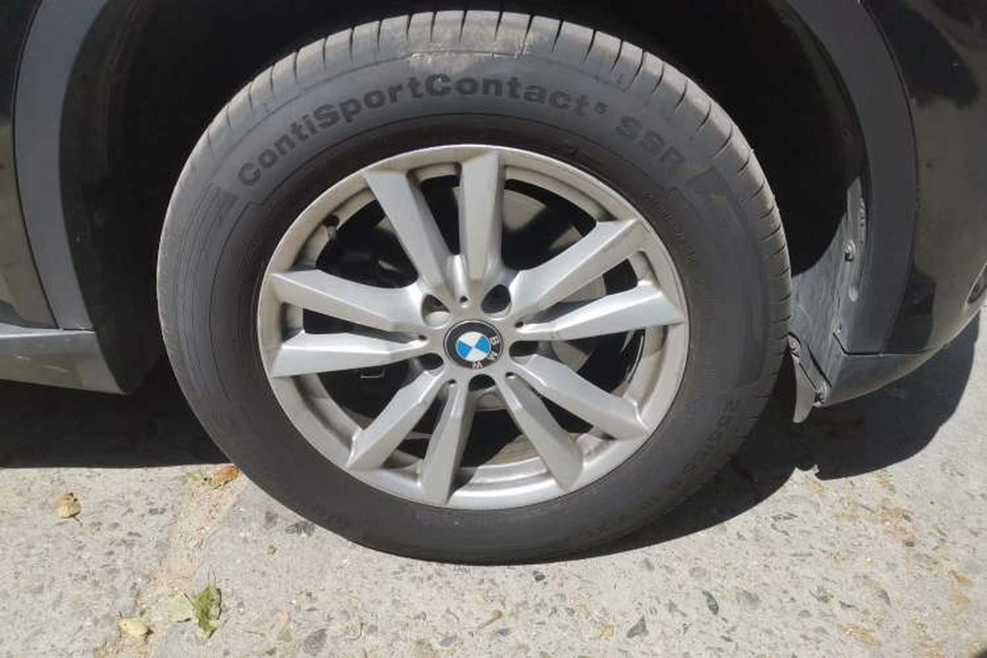 Used BMW X5 2015 xDrive28i Right Front Wheel Hub