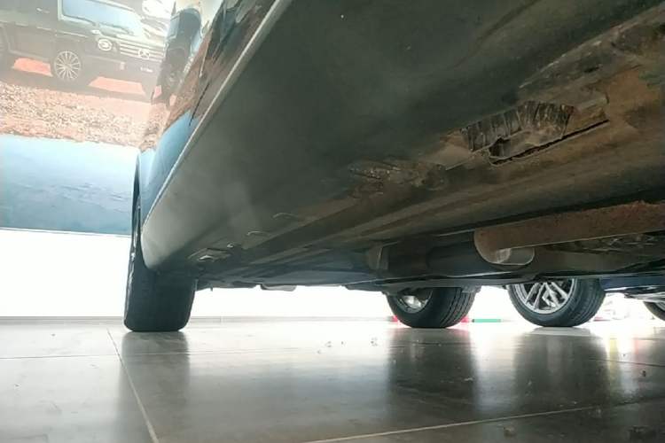 Used BMW X5 2015 xDrive28i Right Side Sill