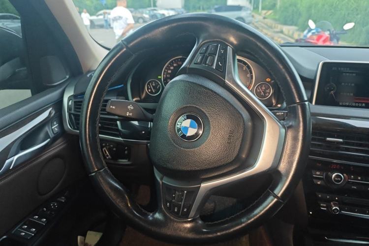 Used BMW X5 2015 xDrive28i Steering Wheel