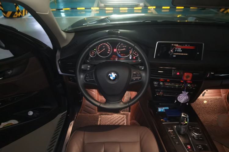 Used BMW X5 2015 xDrive28i Steering Wheel