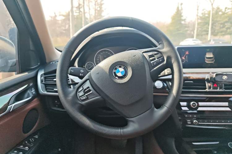 Used BMW X5 2015 xDrive28i Steering Wheel
