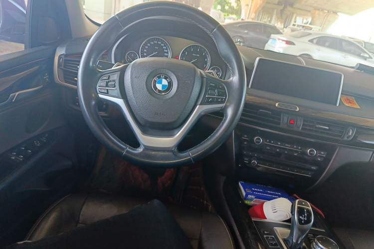Used BMW X5  Steering Wheel