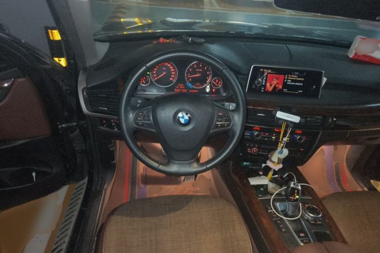 Used BMW X5  Steering Wheel