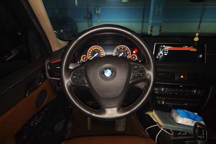 Used BMW X5  Steering Wheel