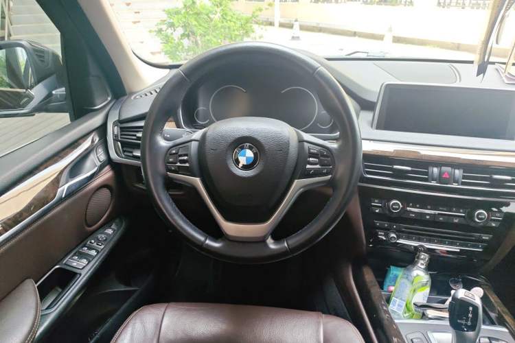 Used BMW X5 2015 xDrive28i Steering Wheel