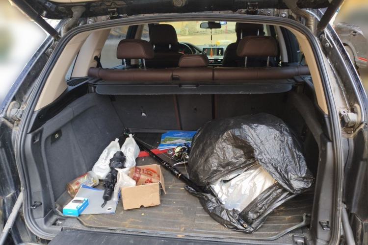 Used BMW X5 2015 xDrive28i Trunk