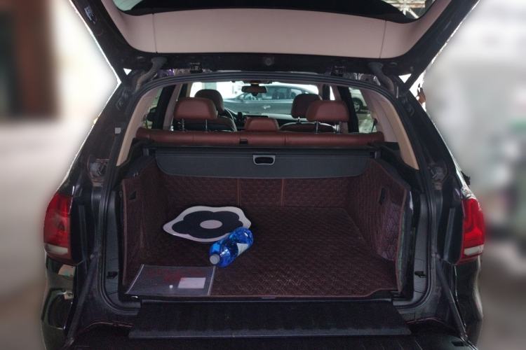 Used BMW X5  Trunk