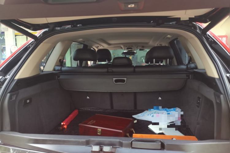 Used BMW X5 2015 xDrive28i Trunk