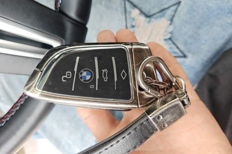 Used BMW X5 2015 xDrive28i Vehicle Key
