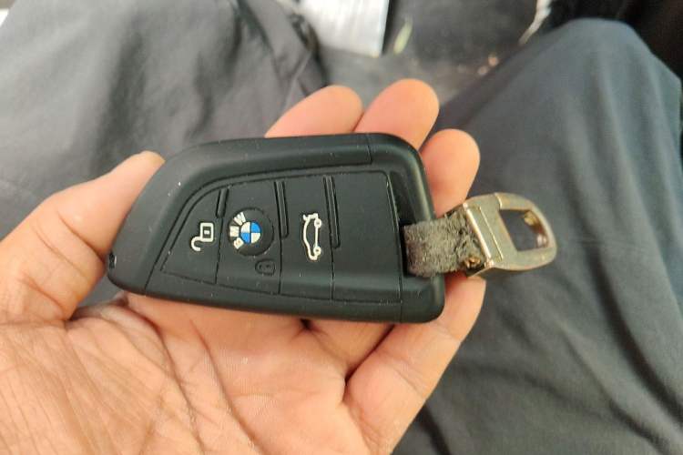 Used BMW X5  Vehicle Key