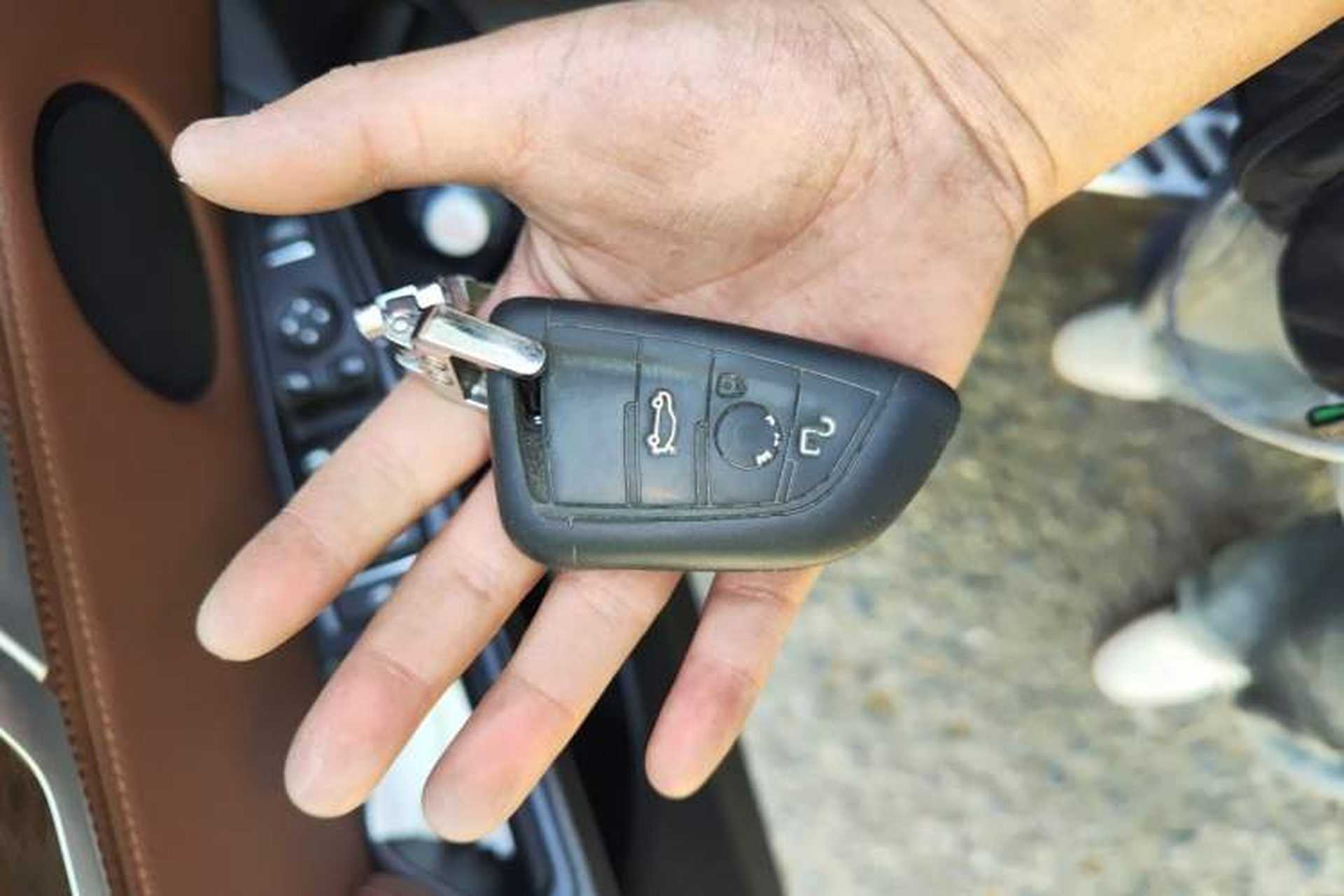 Used BMW X5  Vehicle Key