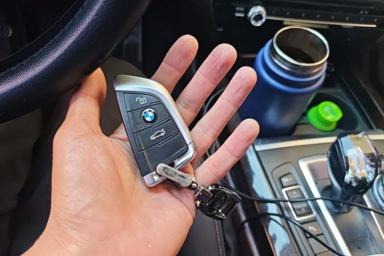 Used BMW X5 2015 xDrive28i Vehicle Key