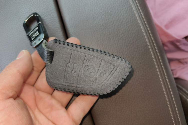 Used BMW X5 2015 xDrive28i Vehicle Key