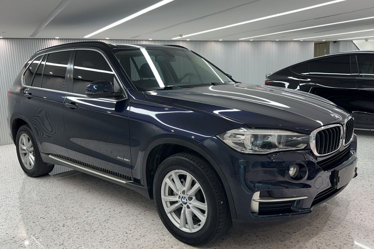 Used BMW X5 2015 xDrive28i Exterior 2