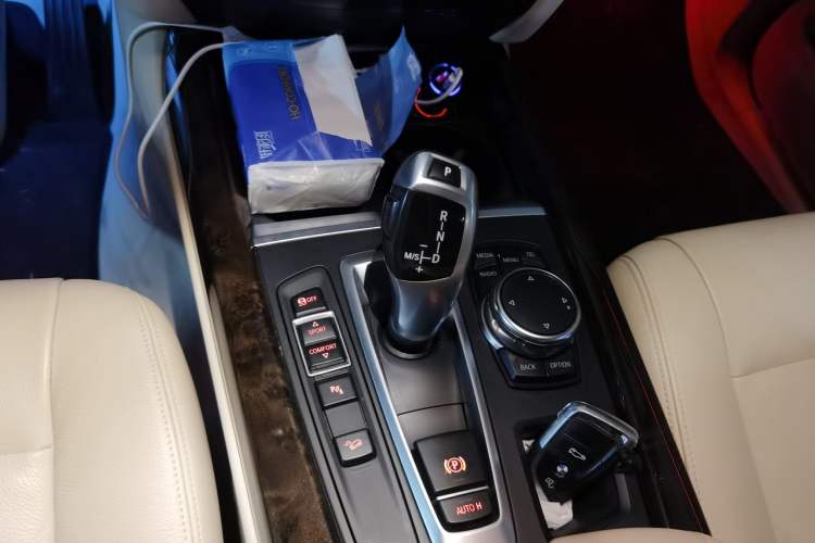Used BMW X5 2015 xDrive28i Gear Lever