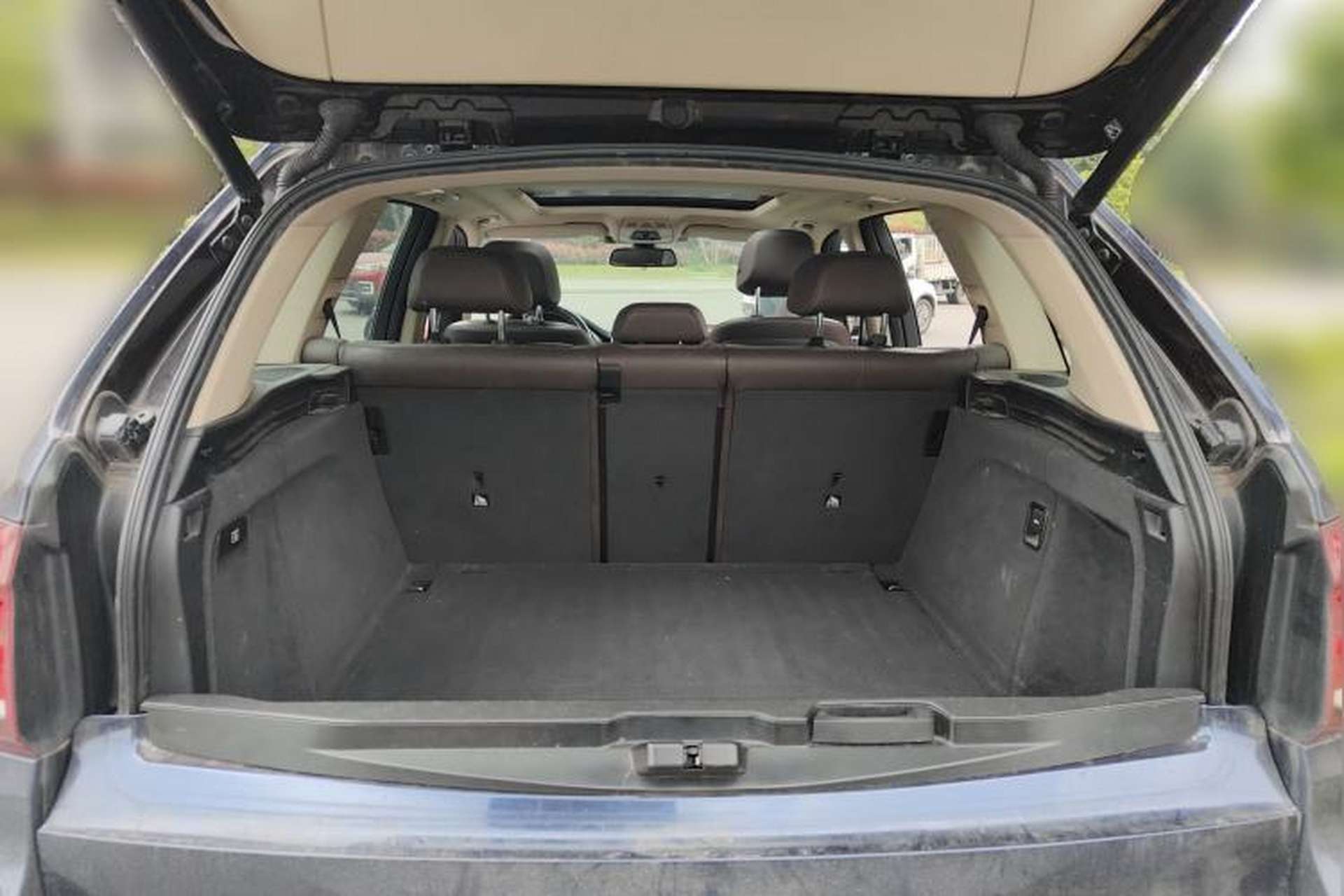 Used BMW X5 2015 xDrive28i Trunk
