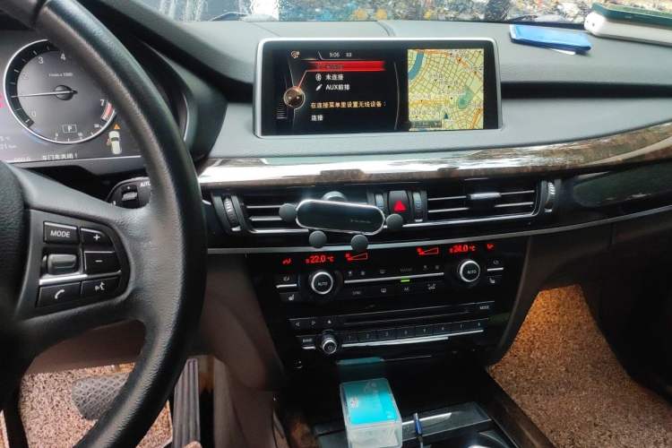 Used BMW X5 2015 xDrive28i Audio And AC Panel