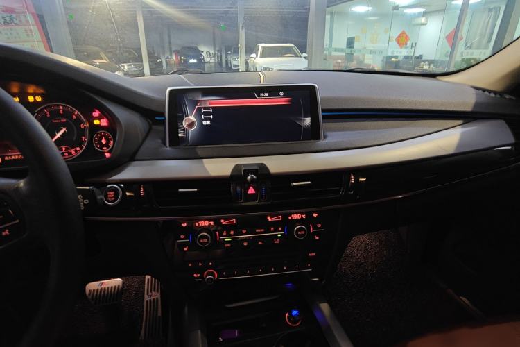 Used BMW X5 2015 xDrive35i U.S. specification Audio And AC Panel