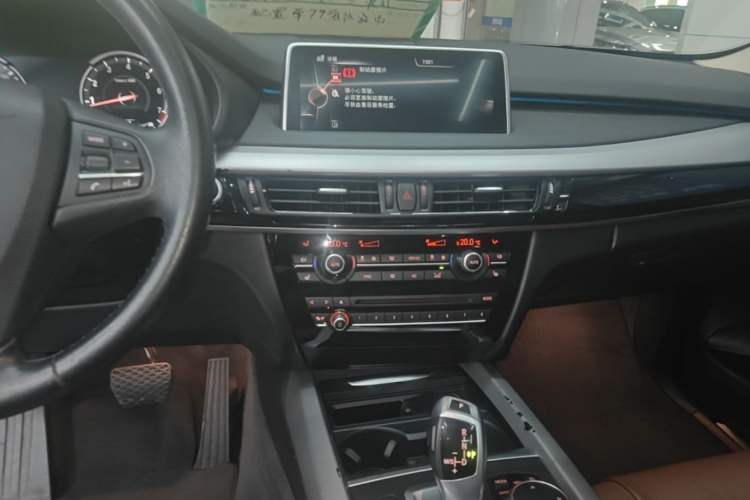 Used BMW X5 2015 xDrive35i U.S. specification Audio And AC Panel