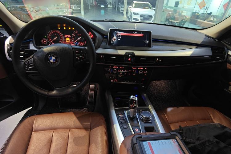 Used BMW X5 2015 xDrive35i U.S. specification Center Console