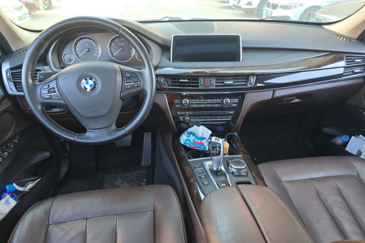 Used BMW X5 2015 xDrive28i Center Console