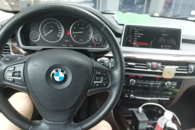 Used BMW X5 2015 xDrive28i Center Console
