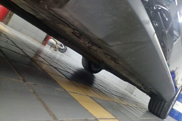Used BMW X5  Chassis Front Left