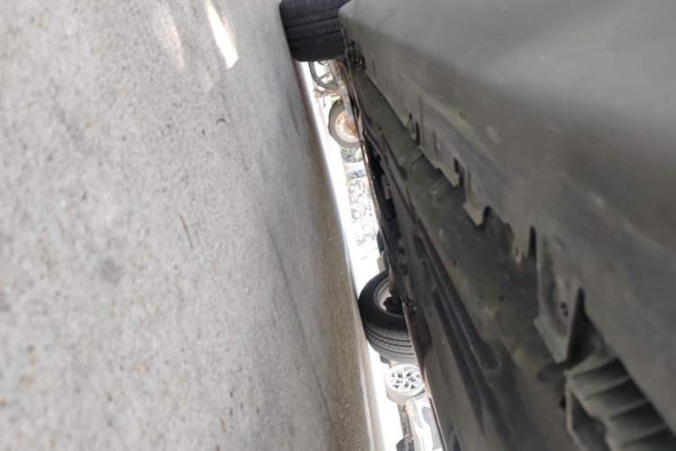 Used BMW X5 2015 xDrive28i Chassis Rear Left