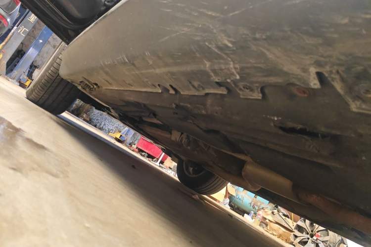 Used BMW X5 2015 xDrive28i Chassis Rear Left