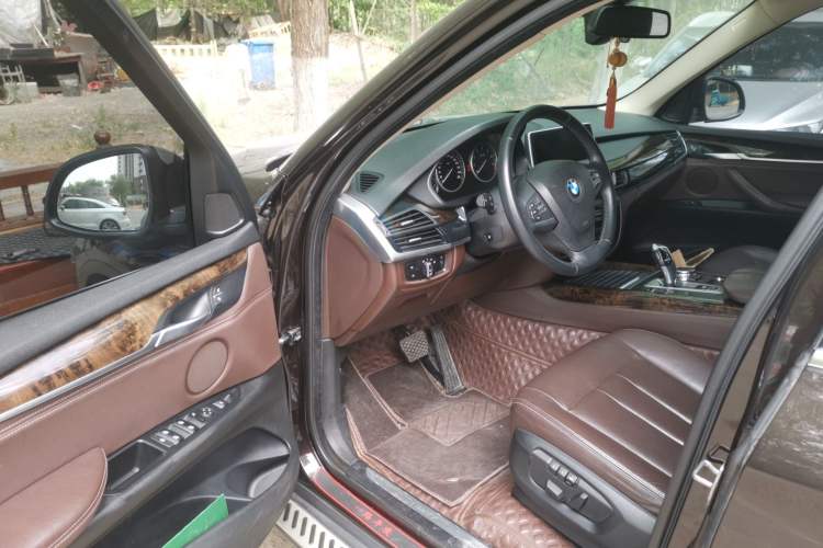 Used BMW X5 2015 xDrive28i Driver Seat