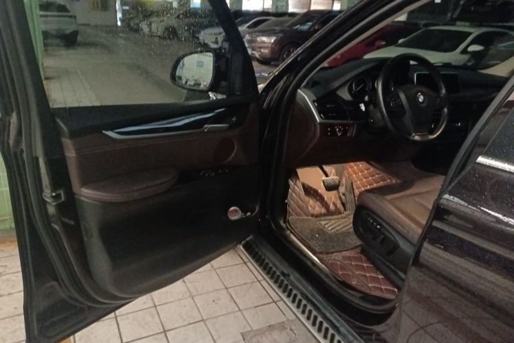 Used BMW X5 2015 xDrive28i Driver Seat