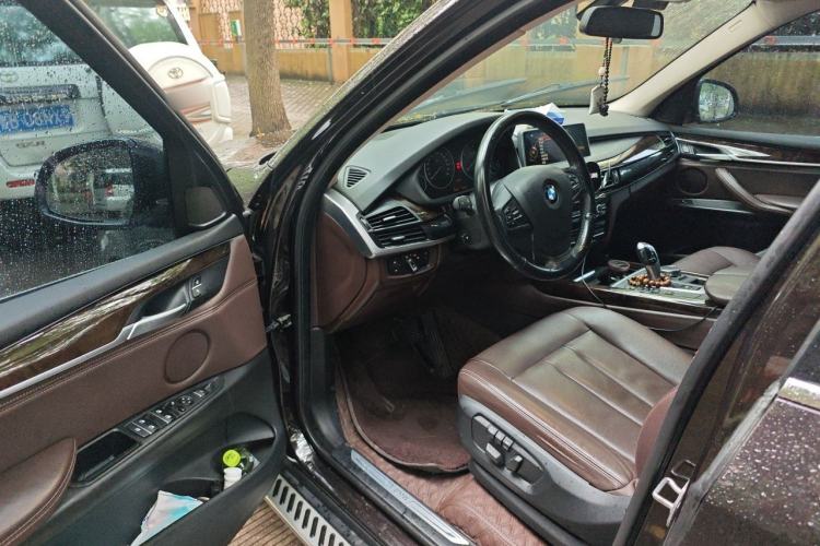 Used BMW X5 2015 xDrive28i Driver Seat