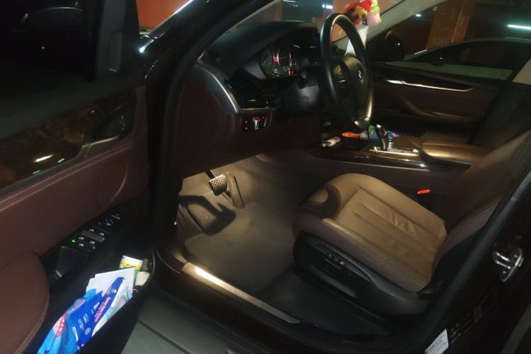 Used BMW X5 2015 xDrive28i Driver Seat