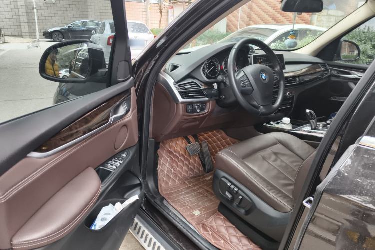 Used BMW X5 2015 xDrive28i Driver Seat