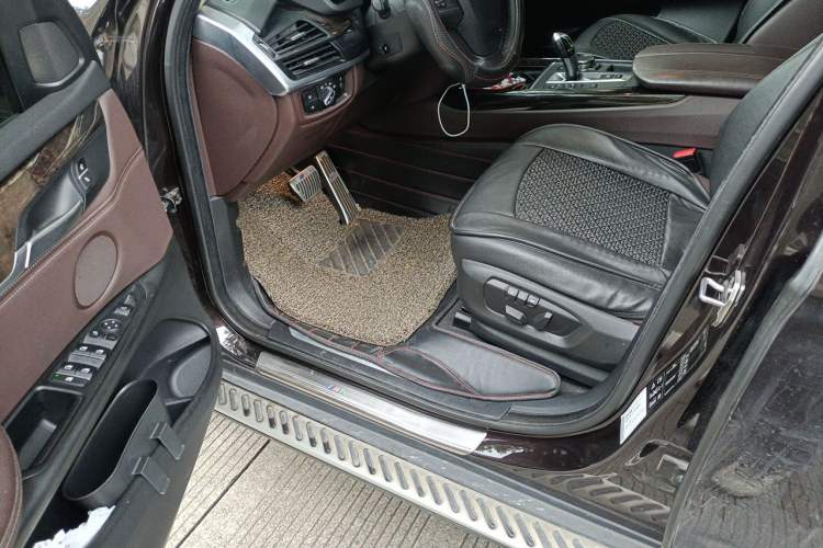 Used BMW X5 2015 xDrive28i Driver Seat