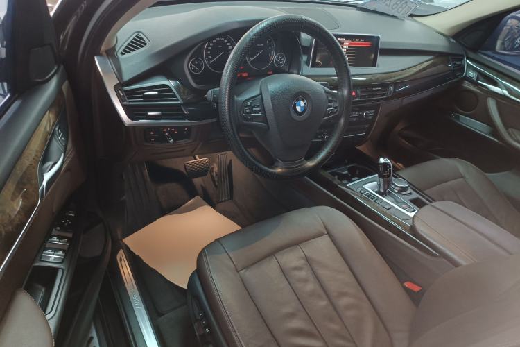 Used BMW X5 2015 xDrive28i Driver Seat