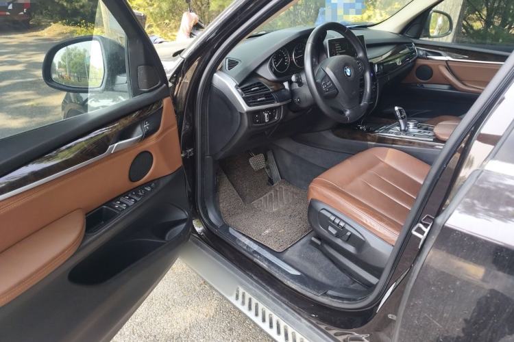 Used BMW X5 2015 xDrive28i Driver Seat