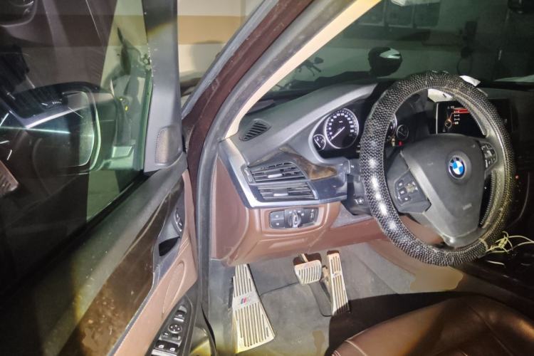 Used BMW X5 2015 xDrive28i Driver Seat