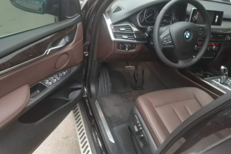 Used BMW X5 2015 xDrive28i Driver Seat