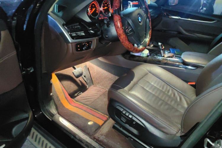 Used BMW X5 2015 xDrive28i Driver Seat