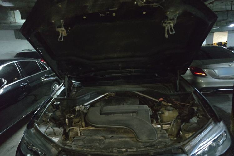 Used BMW X5 2015 xDrive28i Engine Bay