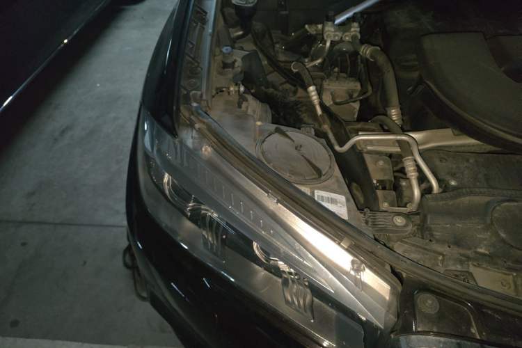 Used BMW X5 2015 xDrive28i Engine Bay Right